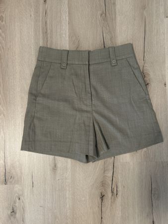 Damen Shorts H&M khaki Grösse 40 sehr guter Zustand
