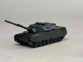 VE1- Roco Leopard Panzer
