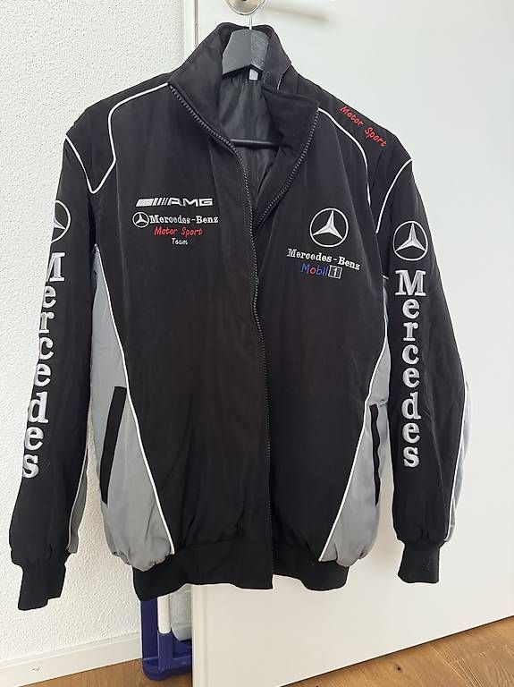 Jacken: Mercedes-Benz Jacke Grösse M – Gebraucht aus Oberbüren von dijbdn