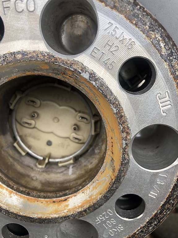 Pneus & Roues: Roues complètes Audi A4 – D'occasion à Vouvry par nun_szh8 4