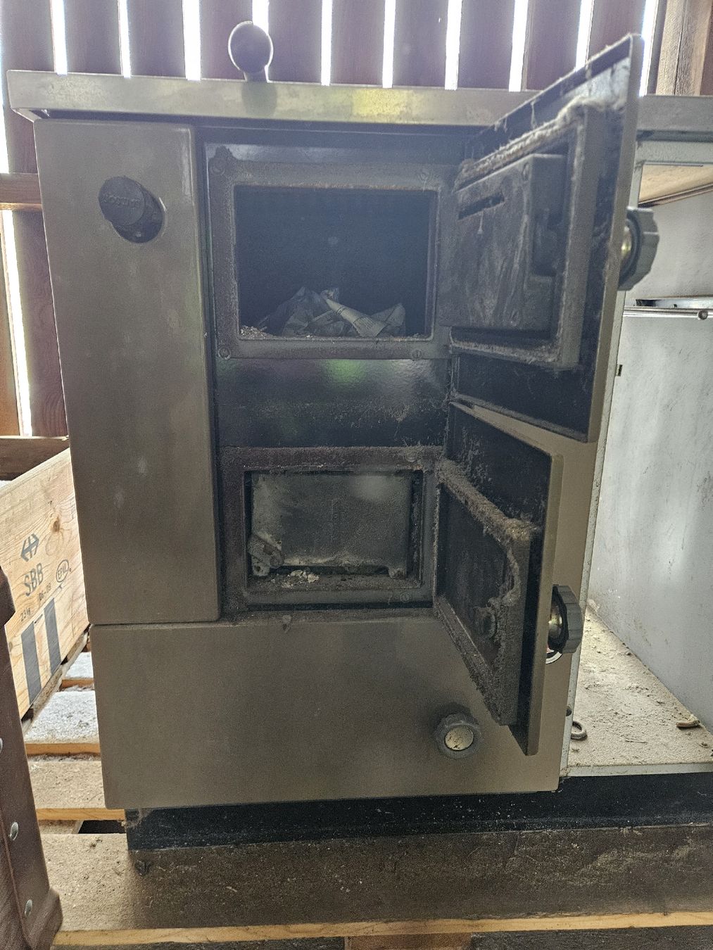 Cucine: Holz Kochherd  – Usato da Einsiedeln venduto da Paletten 1