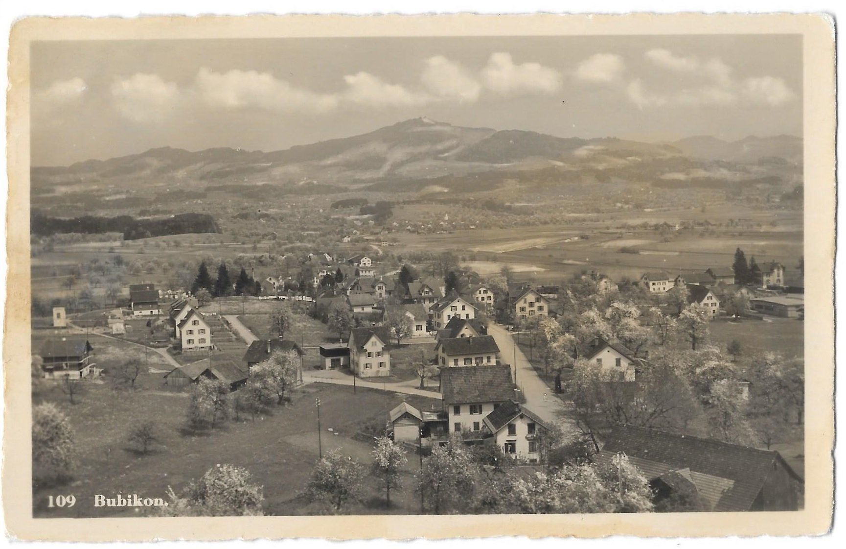 Cartoline postali: Bubikon Teilansicht – Usato da Olten venduto da clotaldi