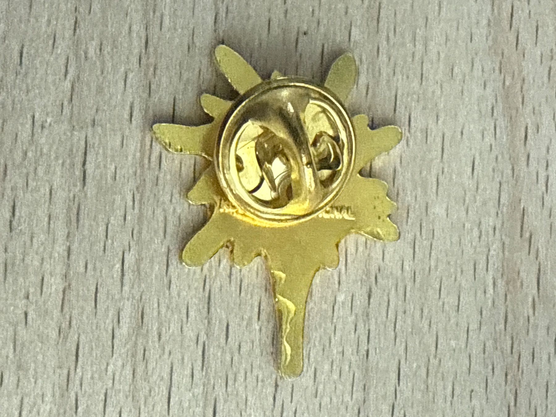 Plaquettes & Badges: Pin Edelweiss – D'occasion à Glattbrugg par Schweigmatt 1