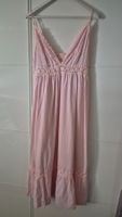 Robe longue rose volants et dentelle taille L, neuve