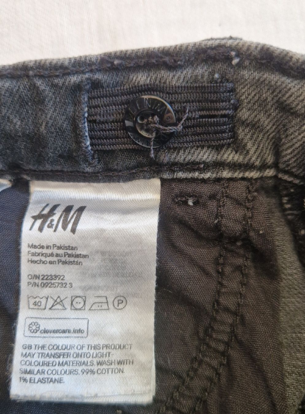 H&M Vestiti & Gonne: Schwarzer H&M Jeansrock, Gr. 128 – Usato da Muri b. Bern venduto da rol_xtf8 2