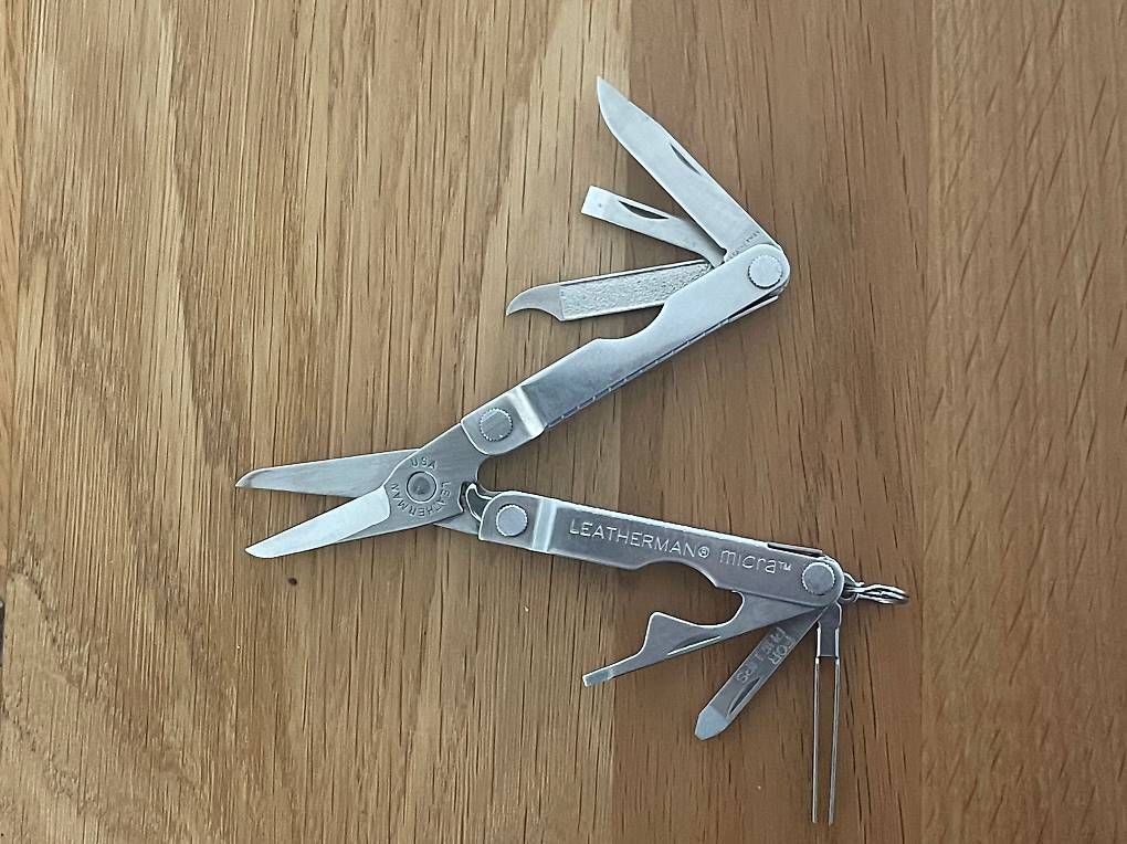 Coltelli tascabile: Leatherman Micra - MultiTool in perfektem Zustand – Usato da Vogelsang AG venduto da LiReAa