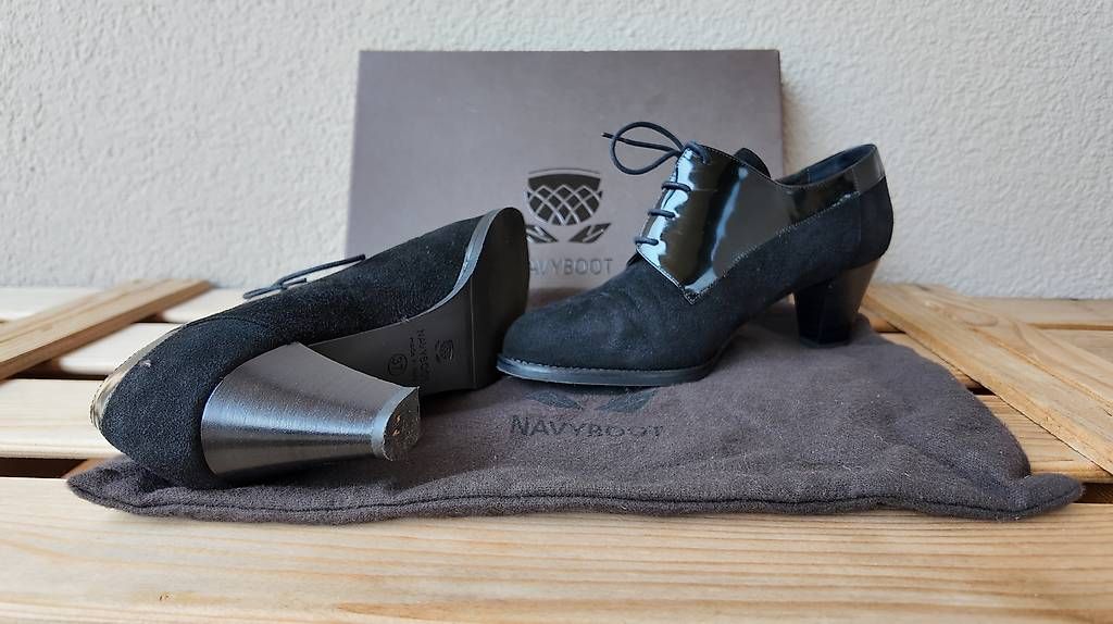 Navyboot Scarpe da donna: Schwarze Navyboot Leder Damenschuhe Gr. 37 – Nuovo (secondo la descrizione) da Emmenbrücke venduto da carroh 3