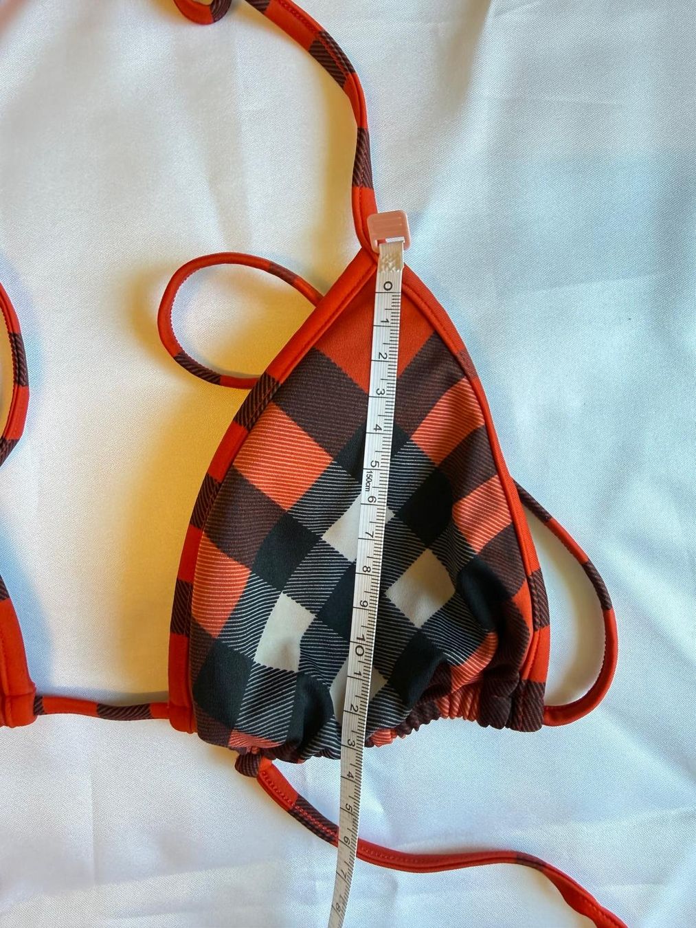 Burberry Costumi da bagno & Bikini: Burberry Triangel-Bikini mit ikonischem Karomuster – Usato da Oberarth venduto da SSS. 6