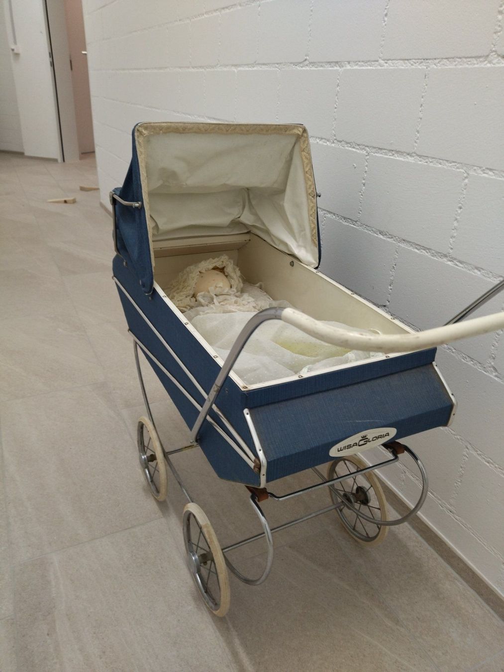 Wisa Gloria Puppenwagen 70er Jahre (Gebraucht) in Aathal - Seegrben fr  CHF 60  nur Abholung auf Ricardo kaufen