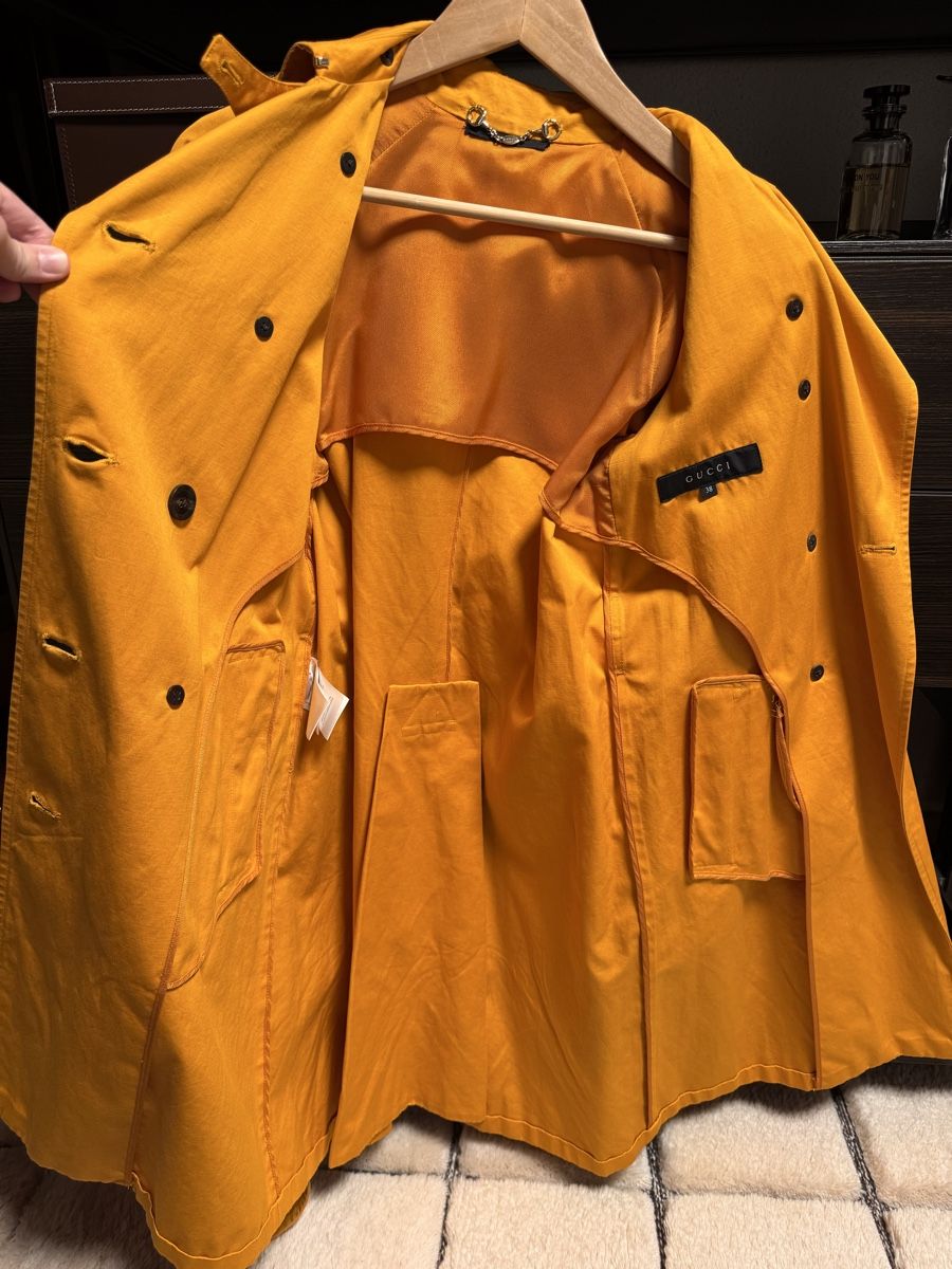 Gucci Cappotti: Gucci Trenchcoat, Grösse ca. 34 – Usato da Wilderswil venduto da Renaissance1 9