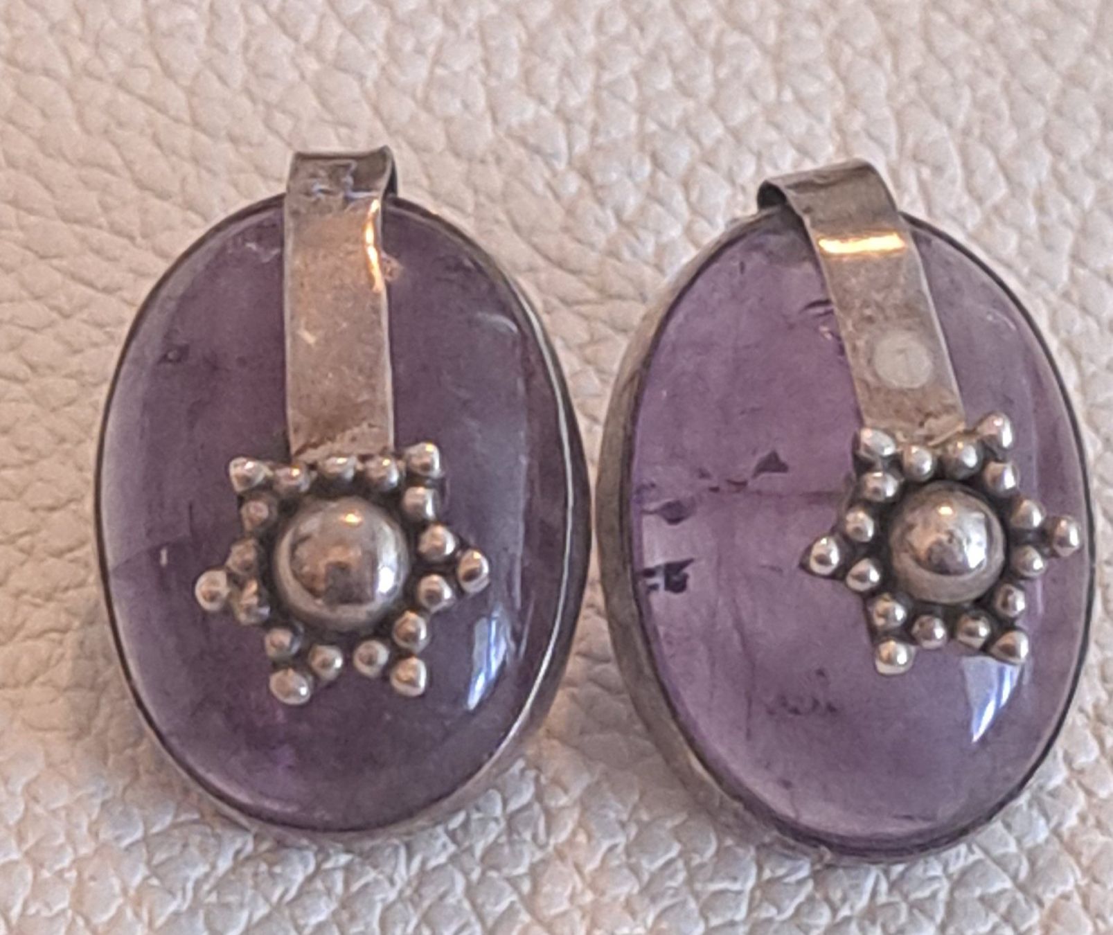 Ohrringe & -stecker: Boucle d oreille 925 améthyste – Gebraucht aus Biel/Bienne von raf_2yqq