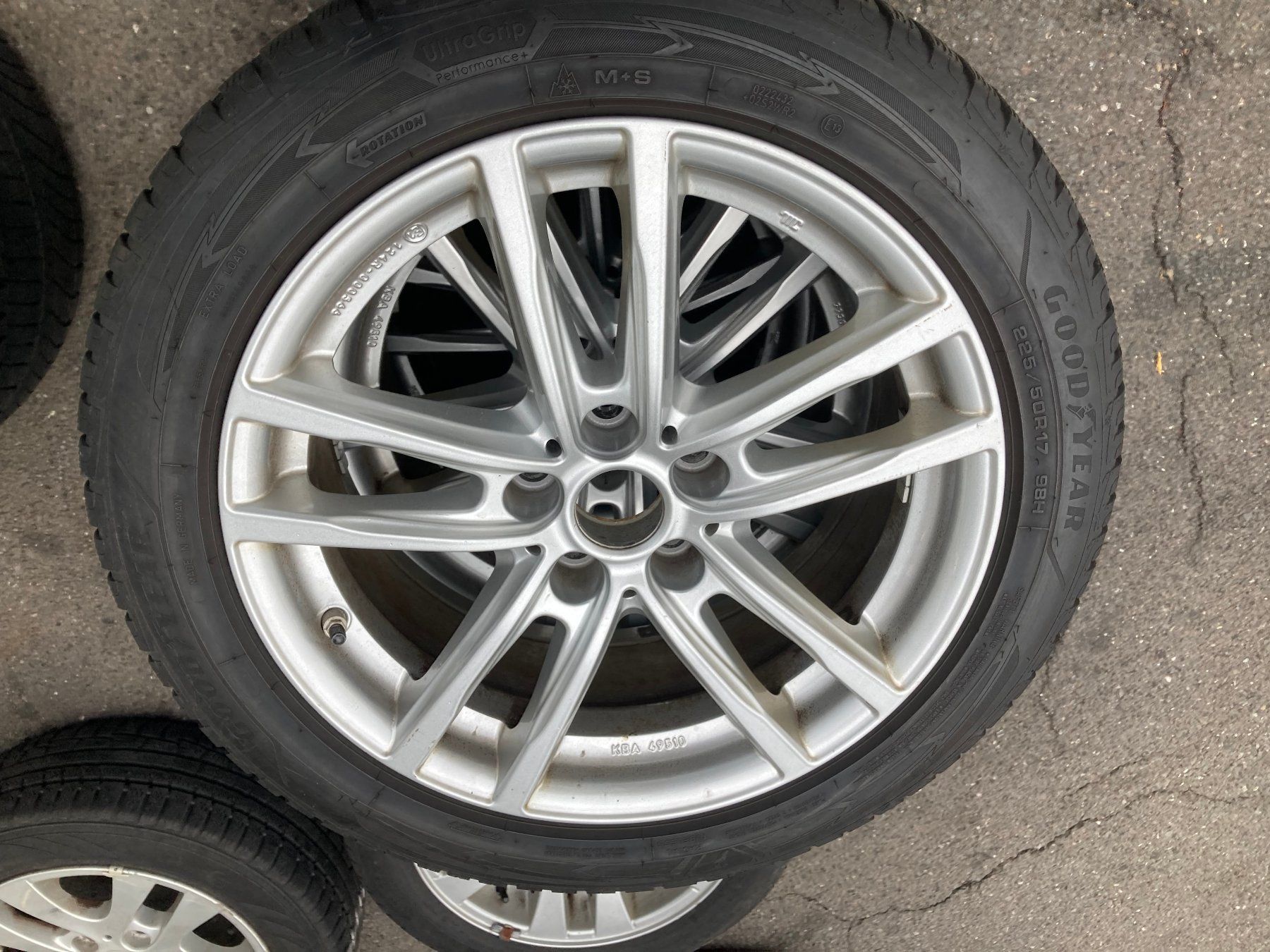 BMW Pneumatici & Ruote complete: BMW 320 Winterräder 225/50R17 – Usato da Cham venduto da WB2223 2