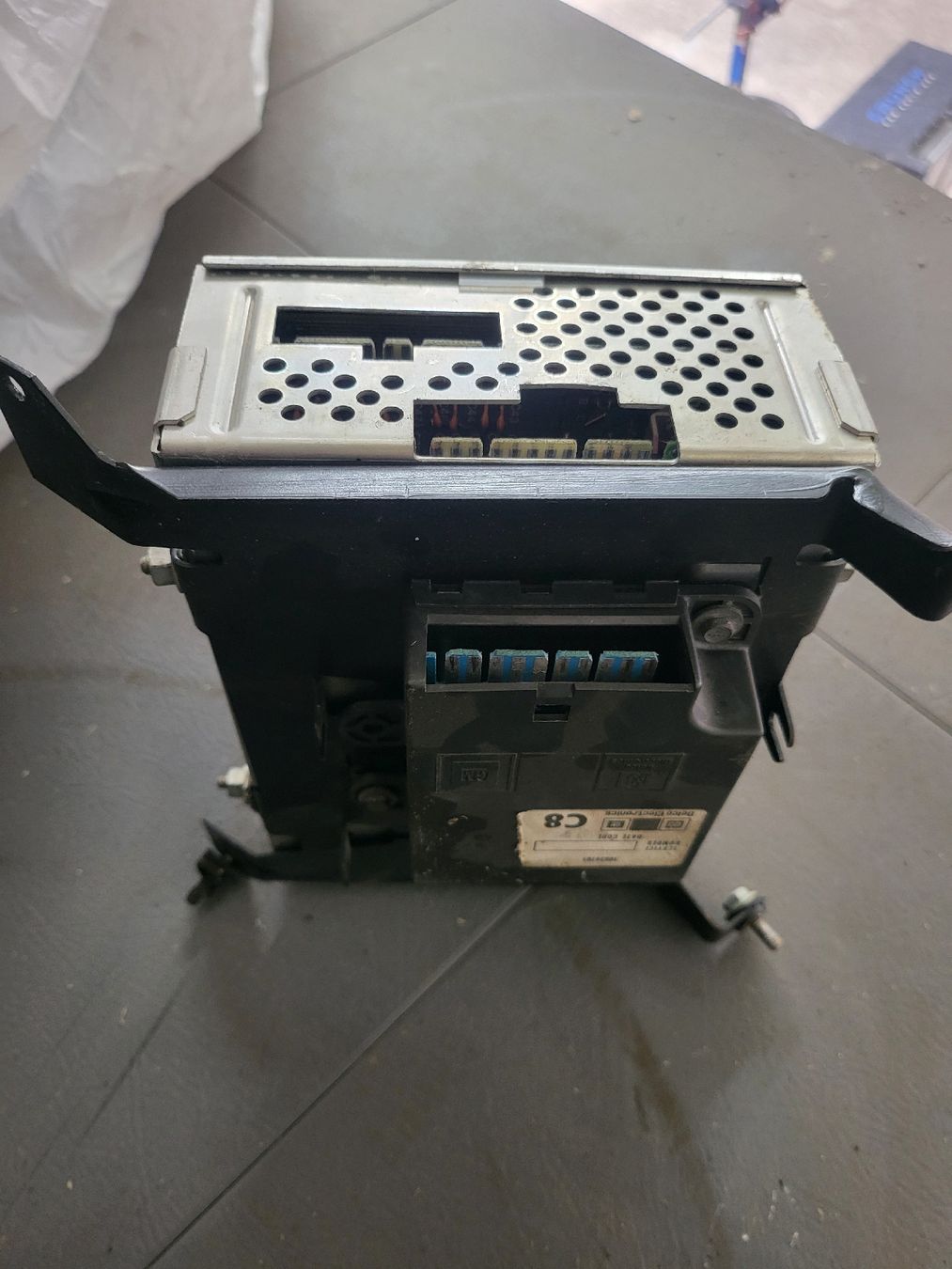 Chevrolet Tutti pezzi di ricambio auto: Boîtier électronique Corvette C3 1982 injection – Usato da Courgenay venduto da jon1990