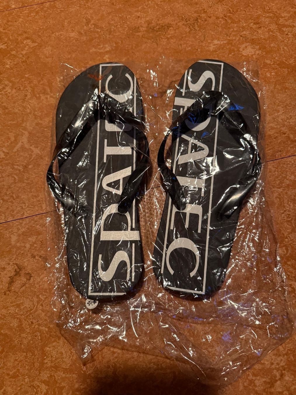 Chaussures hommes: Badeschuhe – D'occasion à Flawil par Stella_3 2