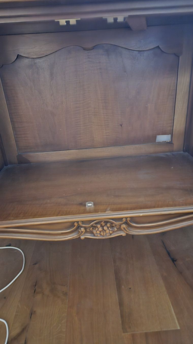 Commodes: Kommode/ kleines Schränkchen ohne Deko – D'occasion à Wichtrach par Spdawi 1