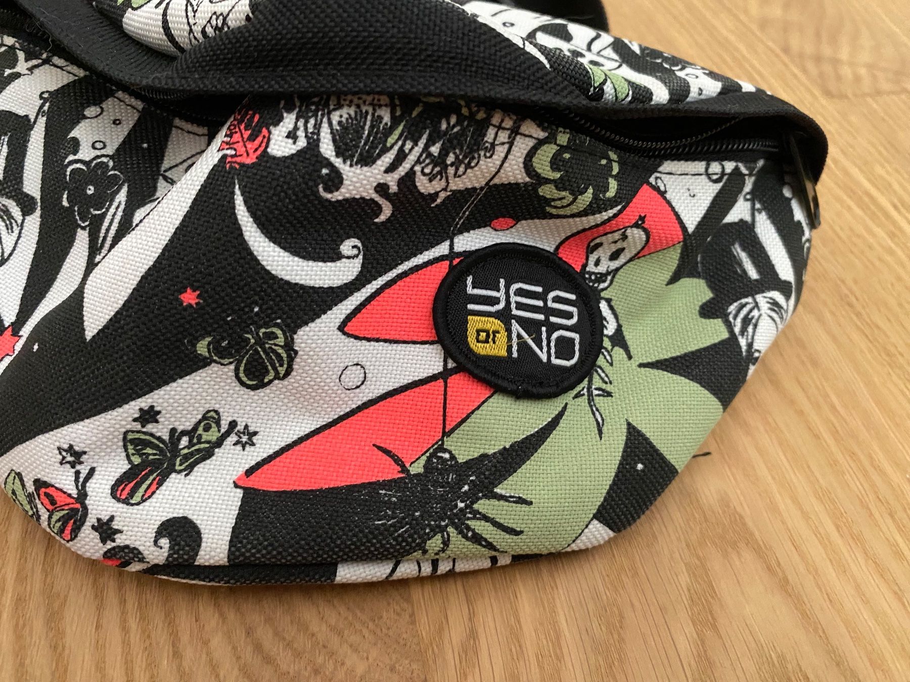 Taschen: Yes or No Bauchtasche – Gebraucht aus Einsiedeln von PaedeK84 1