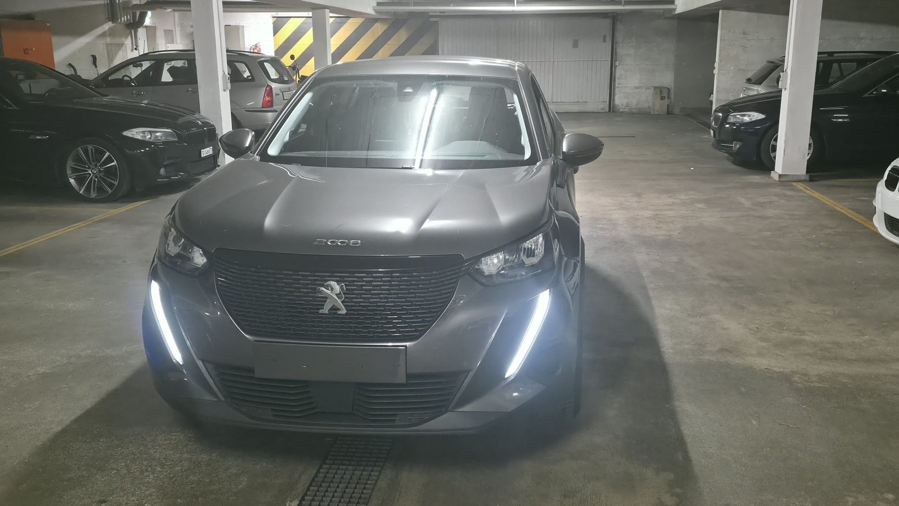 Peugeot Automobili: Peugeut 2008  – Usato da Weinfelden venduto da nel_qm2g