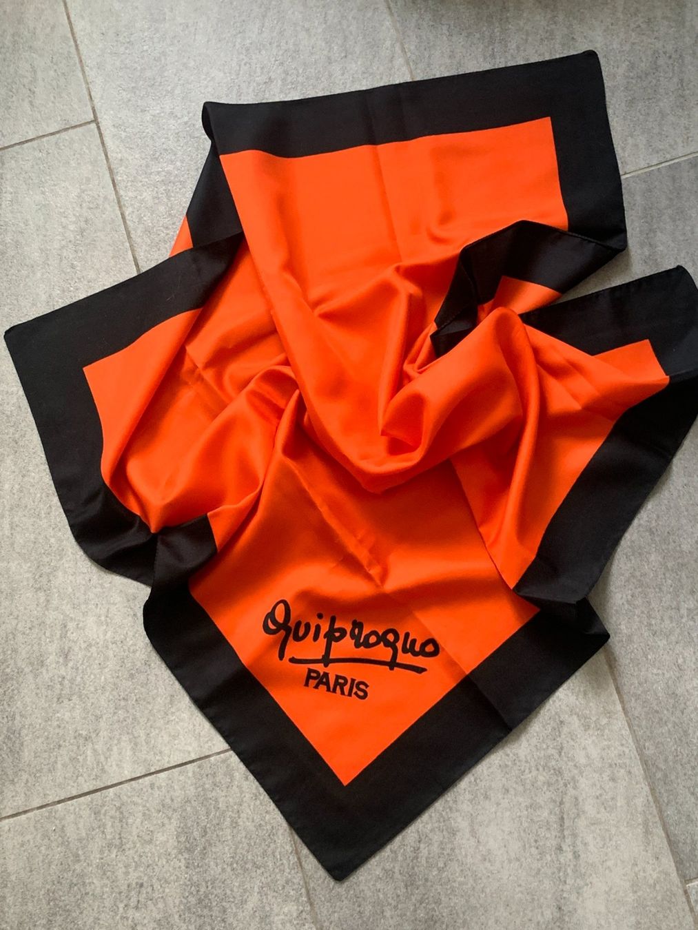 Foulards, Tücher & Schals: 2 Foulard von Grès Paris "Cabochard und Quiproquo" – Gebraucht aus Kloten von Nephty 5