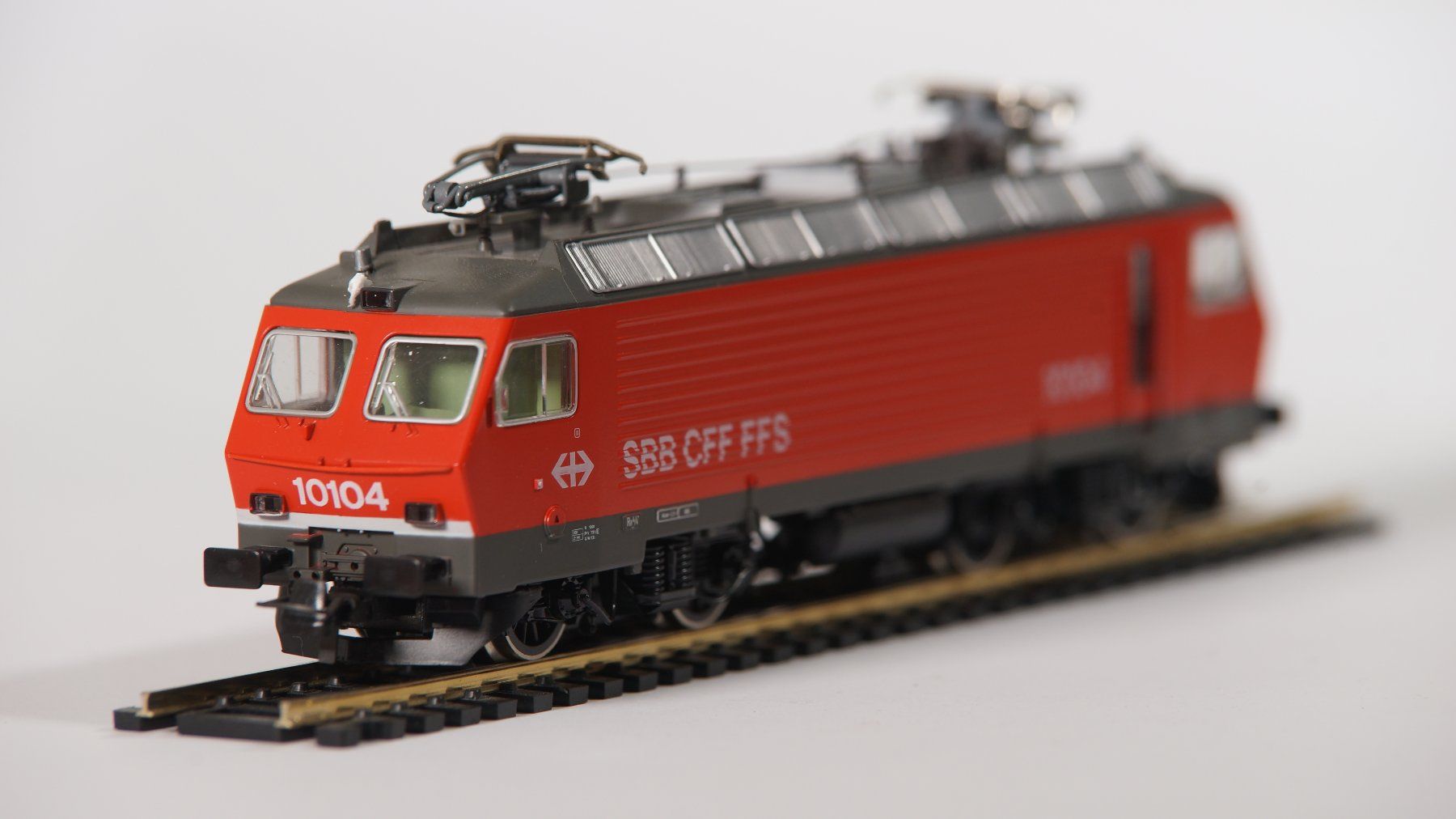 Roco Modelleisenbahnen: Roco 43494 Re4/4 SBB 10104 – Neu (gemäss Beschreibung) aus Rebstein von osk_zt2c