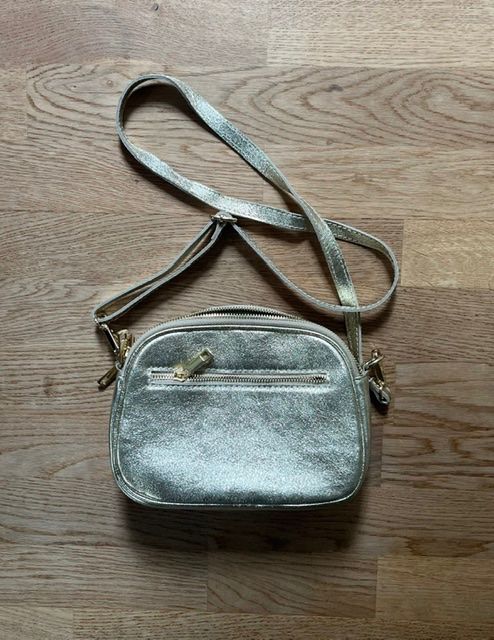 Taschen für Damen: Schöne, edle Leder-Handtsche gold – Gebraucht aus Steinmaur von Dyleila 1