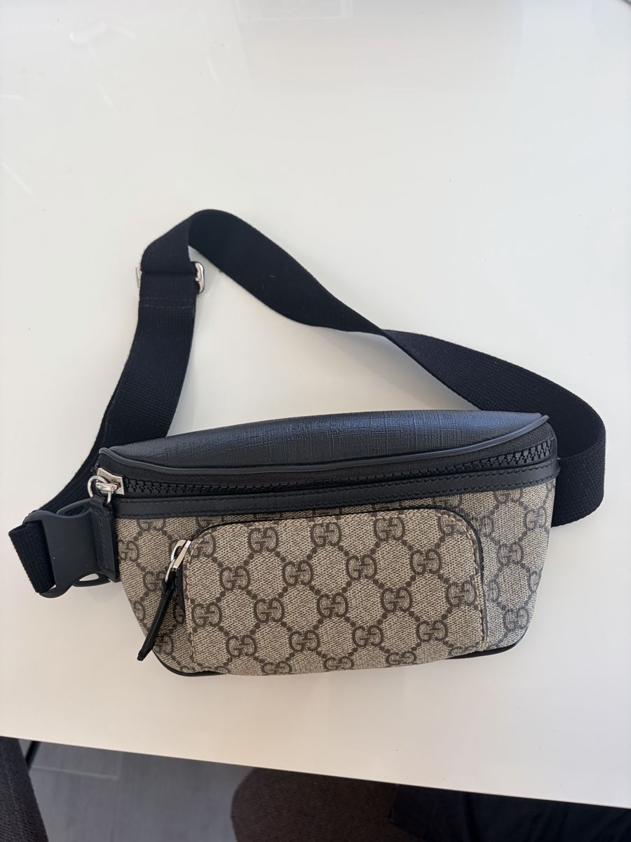 Gucci Altro in  Abbigliamento & Accessori: Sacoche Gucci Authentique – Nuovo (secondo la descrizione) da Bevaix venduto da Victoru8