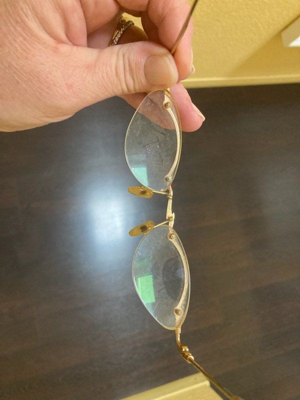 Brillen & Gläser: rahmenlose, goldene brille – Gebraucht aus Schwarzenberg LU von kindler007 1