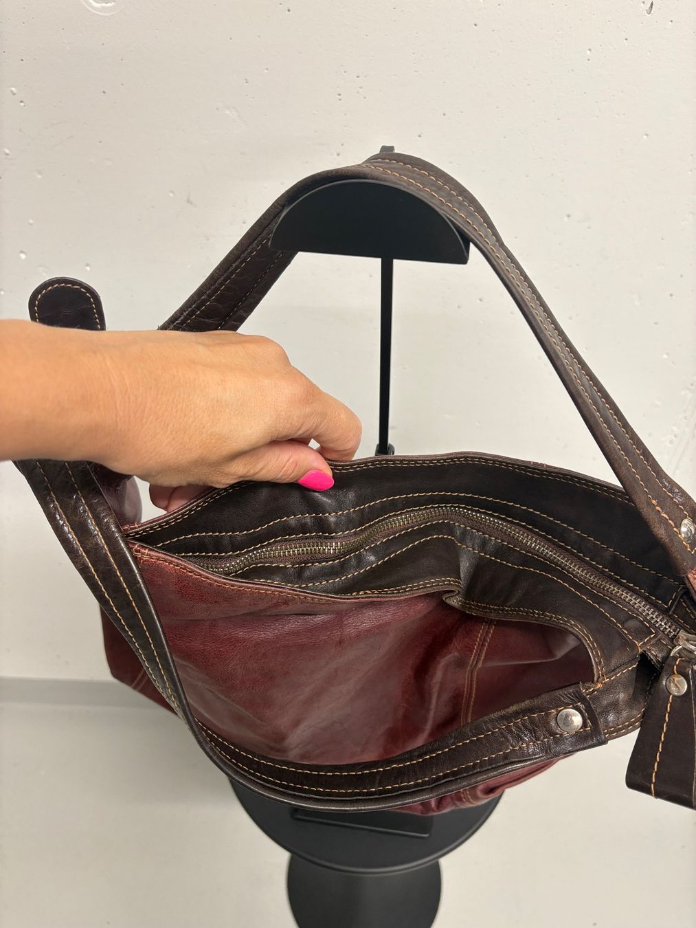 Borse da donna: Sofia Cardoni Ledershopper bordeaux braun Schultertasche – Usato da Regensdorf venduto da secondchancefashion 5