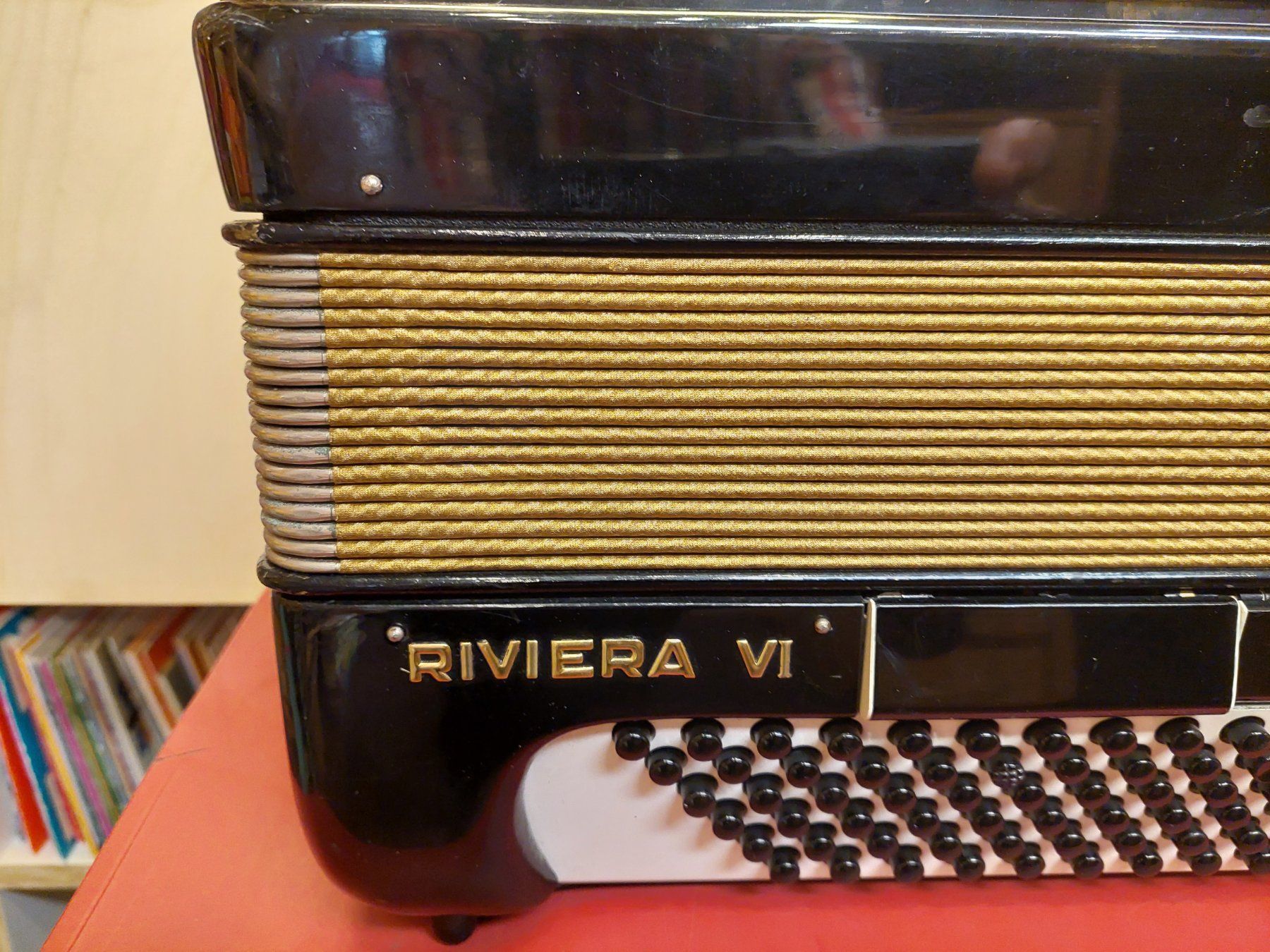 Hohner Strumenti musicali: Akkordeon Chromatisch / Knopf/ Hohner – Usato da Davos Platz venduto da wauwauin 7