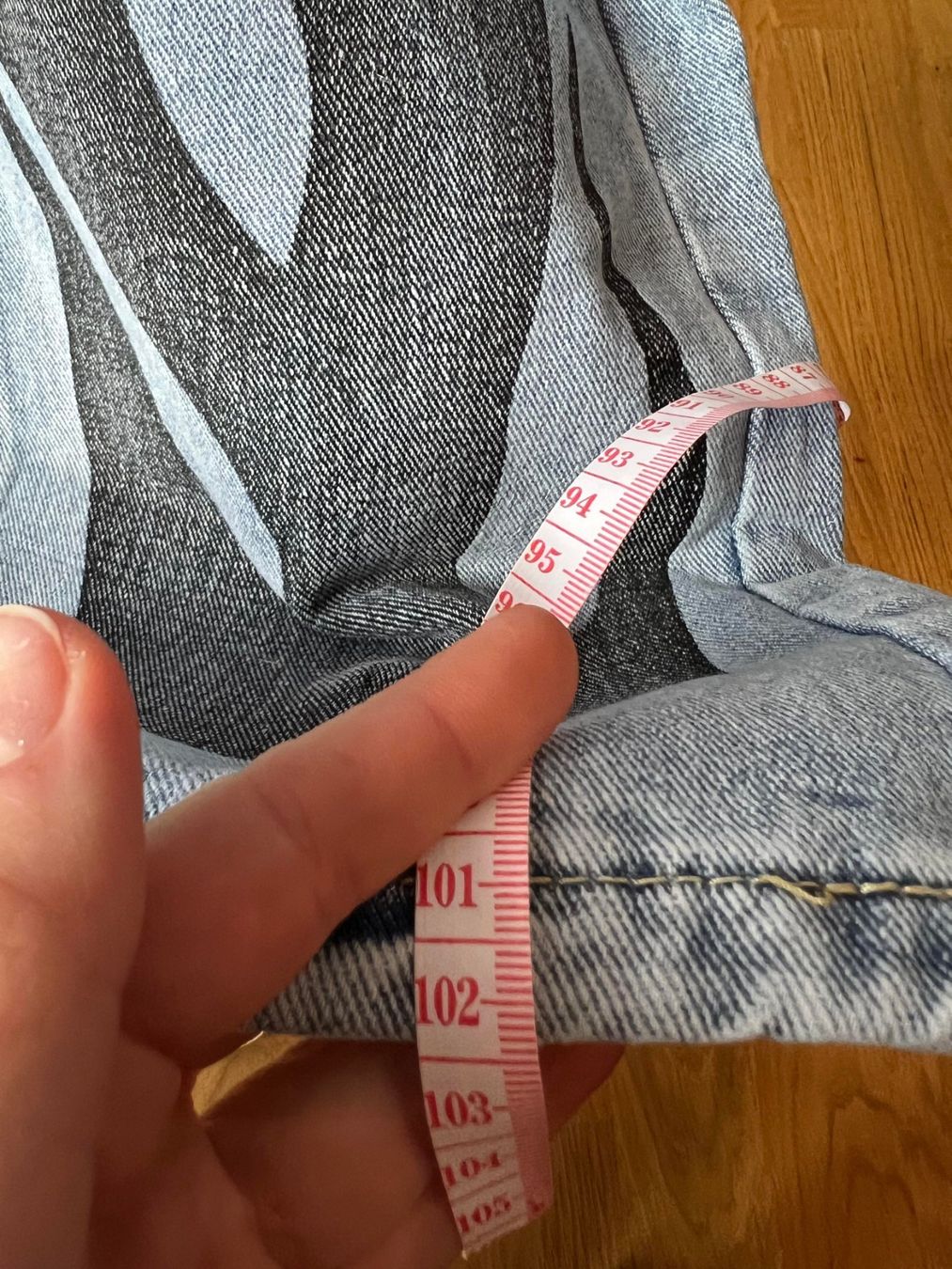 Jeans: Neues Jeans S/M – Neuf avec emballage d'origine à Riehen par edu_92w7 2