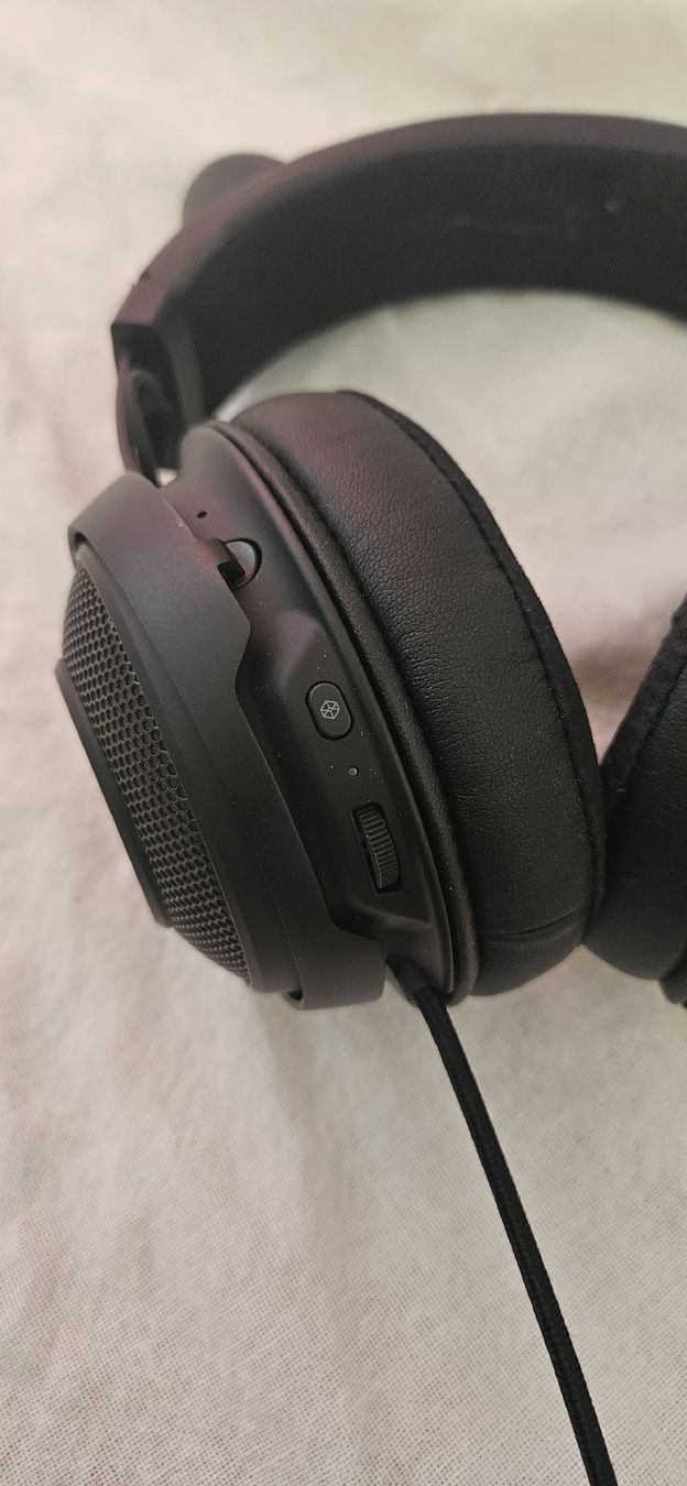 Razer Cuffie: Razer Kraken Kitty Edition Gaming LED-Headset Gebraucht – Usato da Vaduz venduto da hem_7k7f 1
