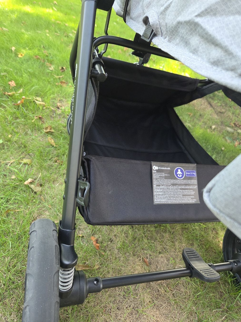 Kinderkraft Kinderwagen: Kinderwagen Kinderkraft Esme Pro – Neu (gemäss Beschreibung) aus Kerzers von Blackandyellow123 5