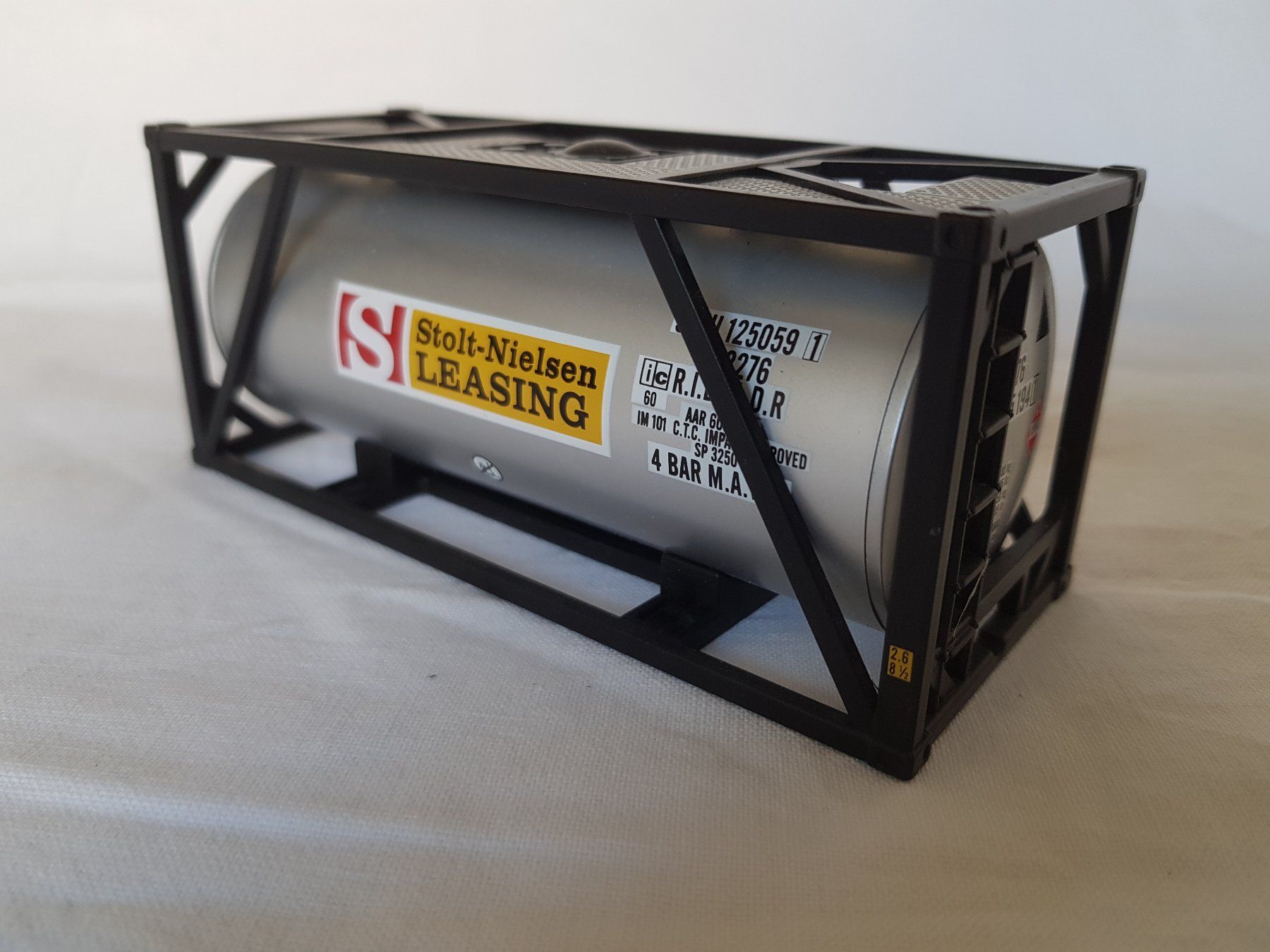 Modelleisenbahnen: Stolt Tankcontainer von MTH – Gebraucht aus Luzern von inca55