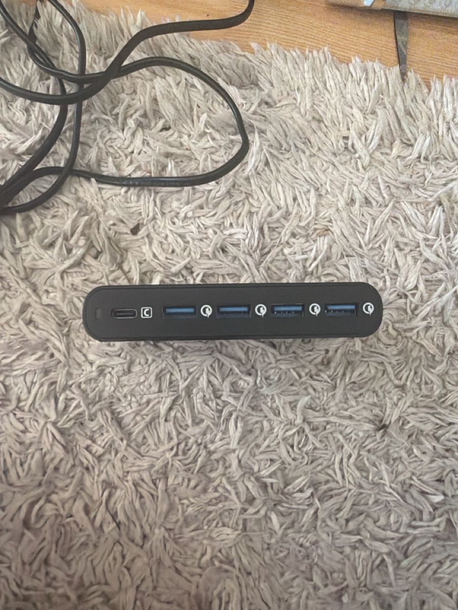 Chargements: LVSUN USB-C Ladestation ladegerät – D'occasion à Lausen par lia_czj2 1