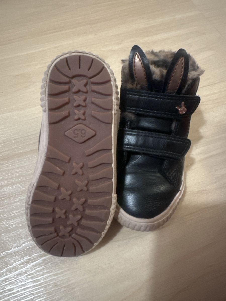Next Scarpe per ragazze: Next Lauflernschuh Gr. 23 – Usato da Rotkreuz venduto da Bikiii87 1