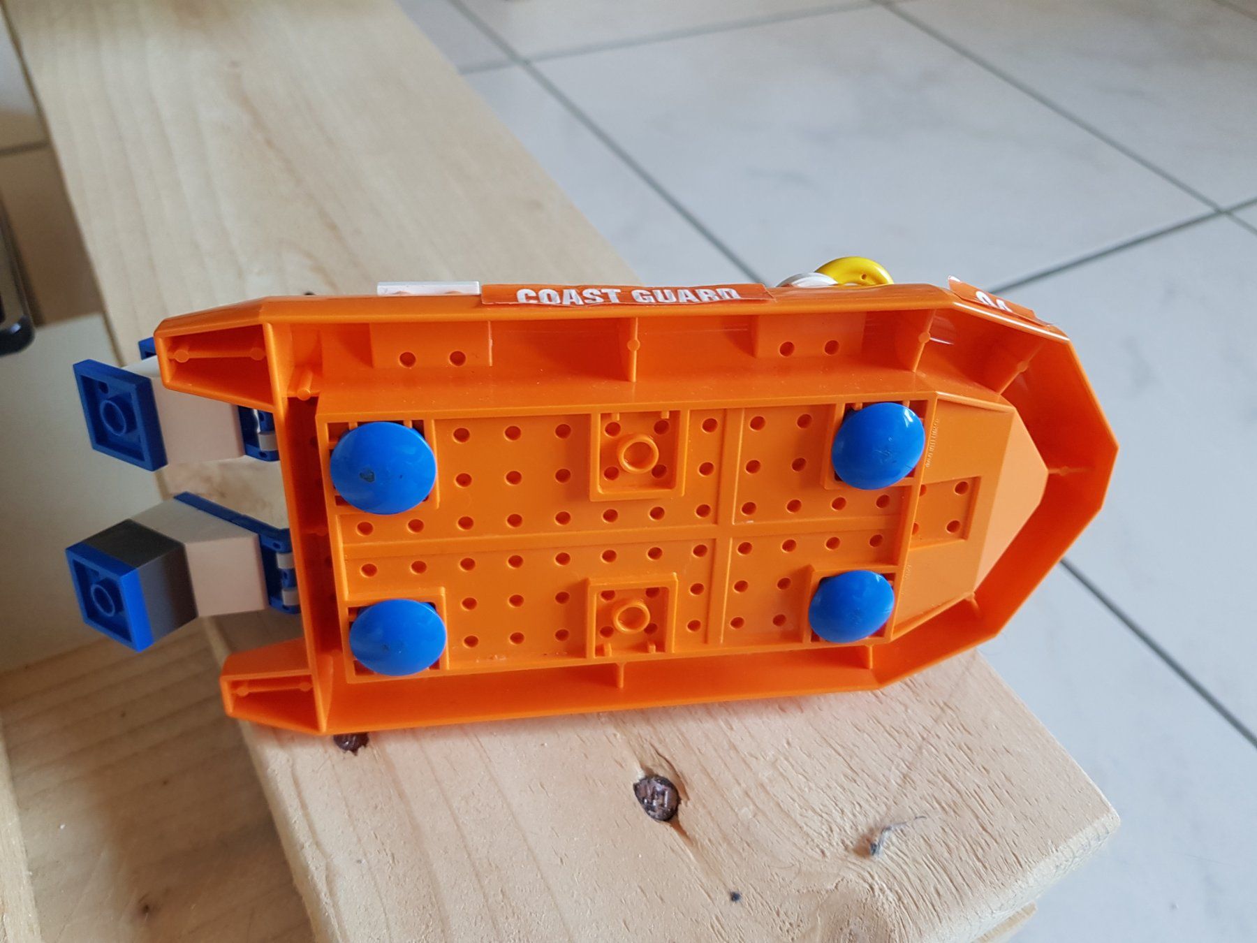 Lego Giocattoli: Lego Coast Guard oranges Boot aus dem Set 60165 – Usato da Hausen am Albis venduto da RoBrixX 2