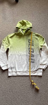 Neuer Kapuzenpullover 170/176 C&A