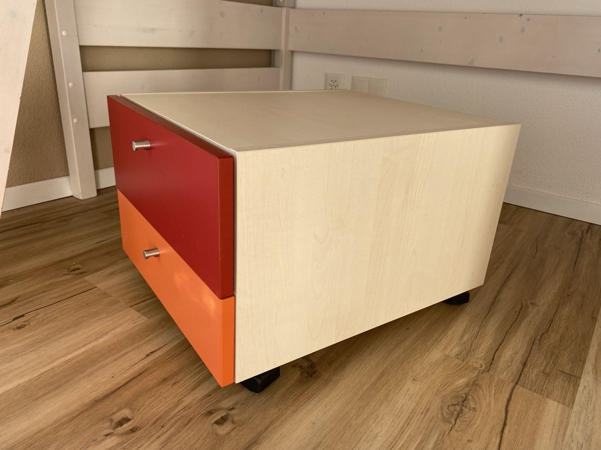 Nachttische: Nachttisch – Gebraucht aus Fenkrieden von Rdaphne 2