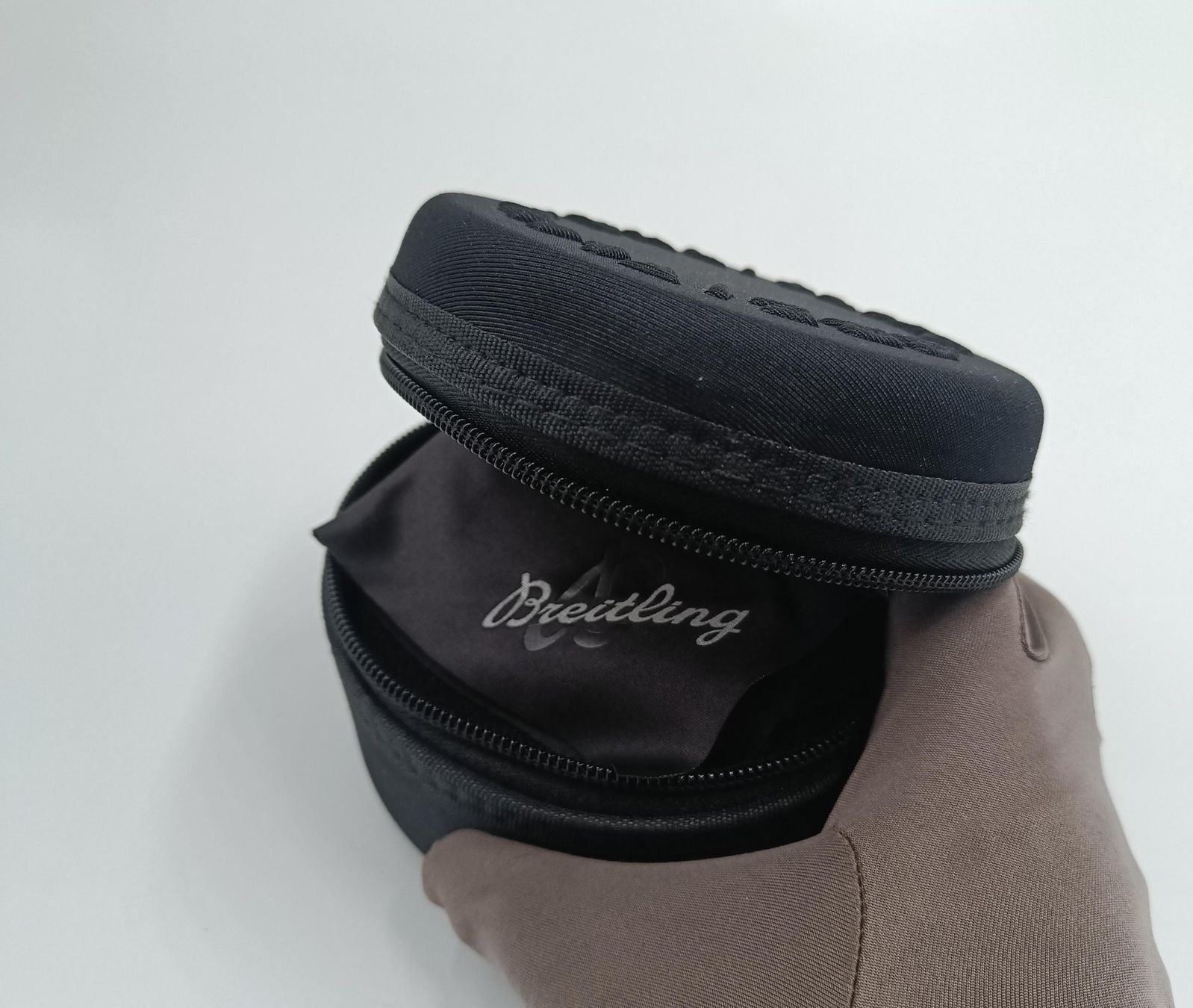 Breitling Orologi: BREITLING UHREN REISE/SERVICEBOX – Nuovo (secondo la descrizione) da Luzern venduto da EdiGem 4