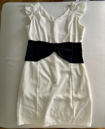 Minikleid mit schwarzer Masche Gr S