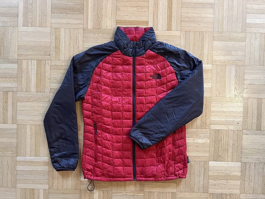 Giacche: North Face Termoball Daunen-Jacke – Usato da Watt venduto da PhilBrown