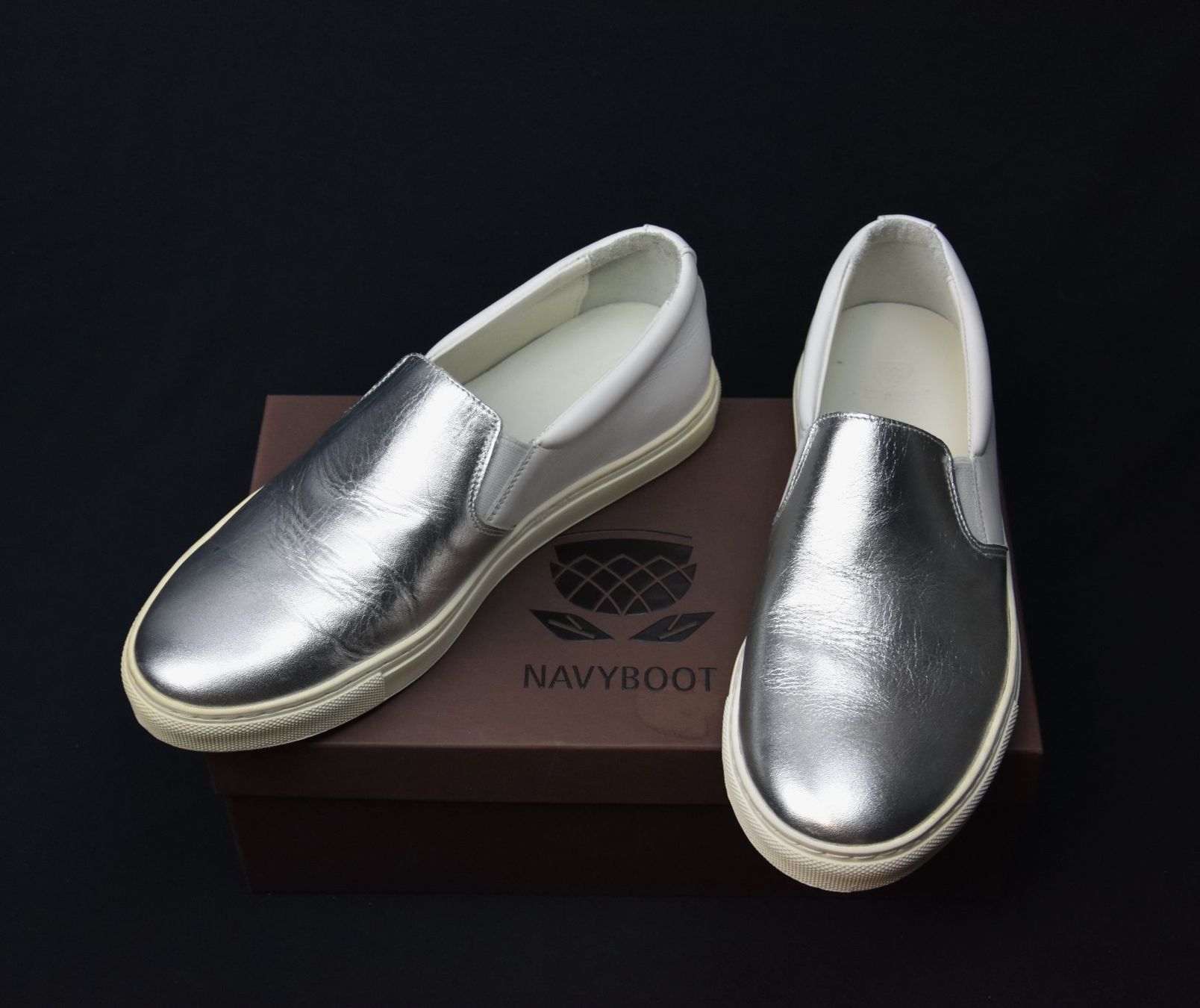 Navyboot Herrenschuhe: NAVYBOOT Halbschuhe Schuhe Sneaker-silber/LP229Fr/Gr.39 – Neu und originalverpackt aus Wohlenschwil von EddieS-Outlet