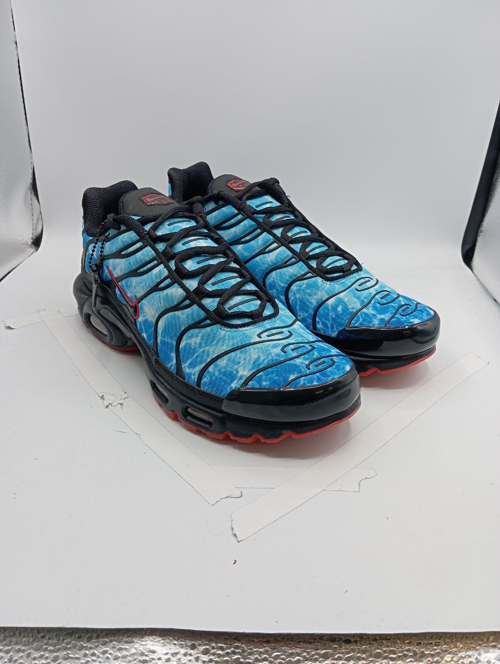 Nike Chaussures hommes: Nike Air Max Plus - Shark Attack (EU44.5) – Neuf avec emballage d'origine à Schaffhausen par outlez 1
