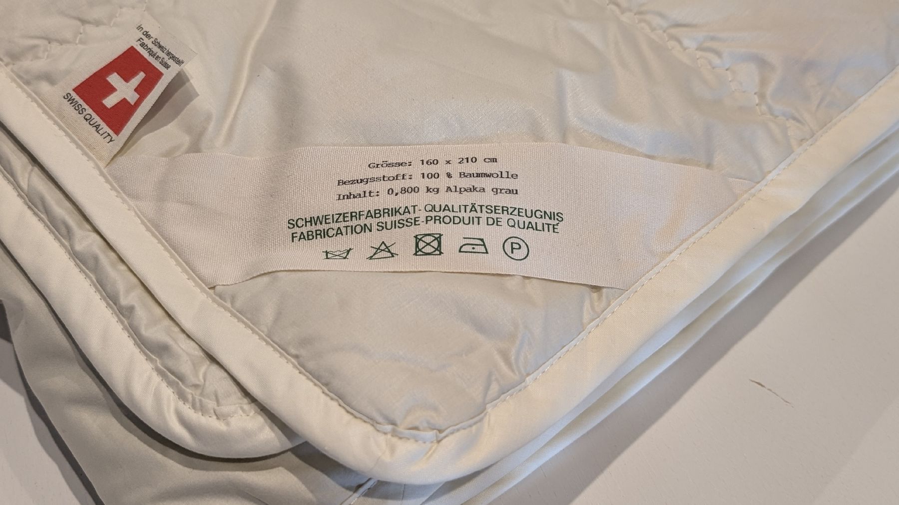 Decken: Alpaka-Bettdecke 160x210cm – Neu und originalverpackt aus Schaffhausen von Pride73