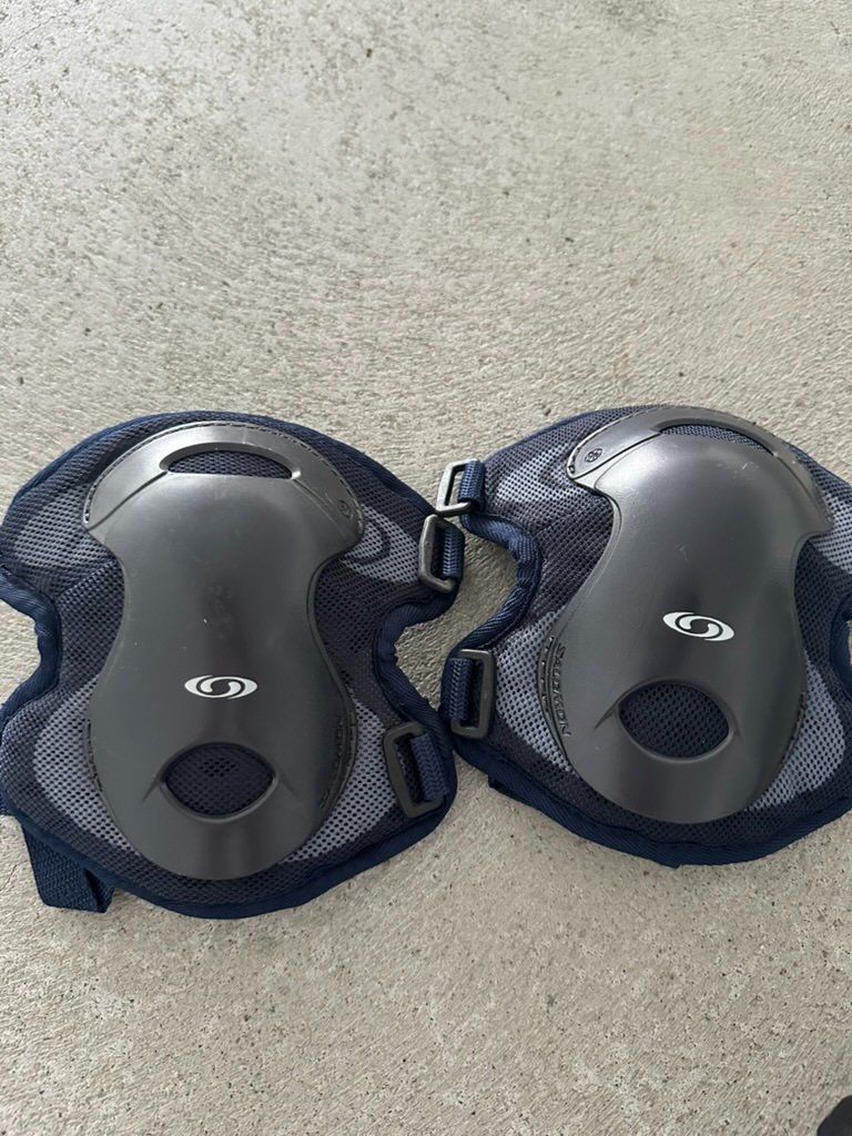 Salomon Protezioni & Imbottiture: Salomon knee protection – Usato da Dallenwil venduto da ZD2019