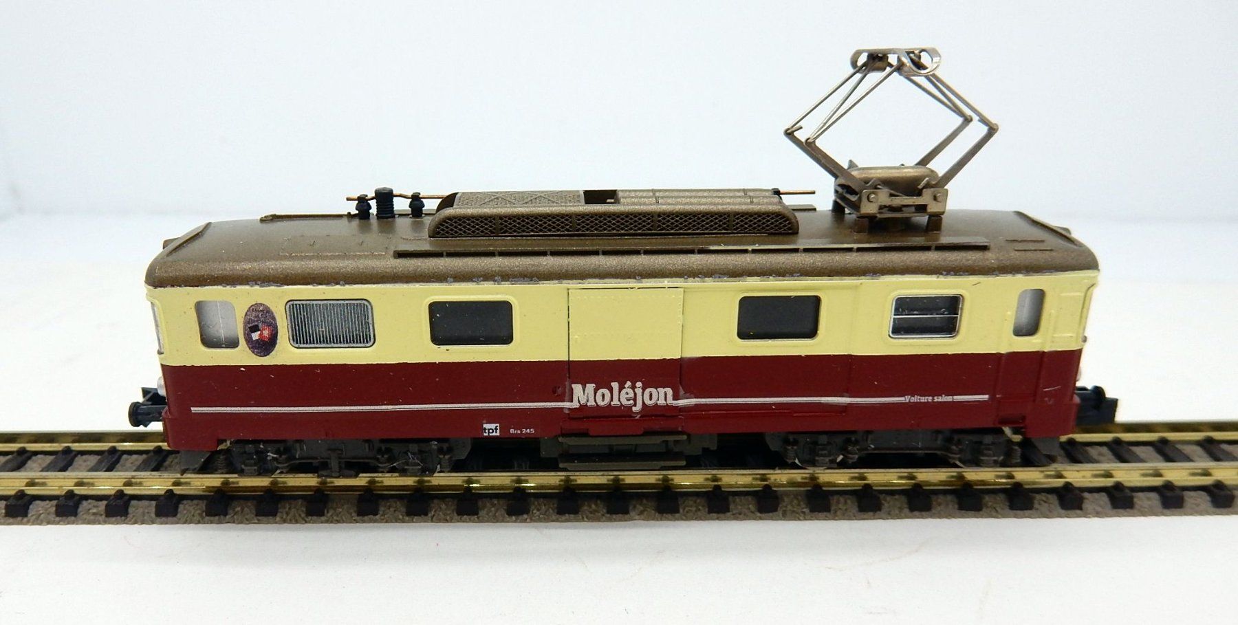 Kato Modellini di ferrovie: N  - TPF - Motrice De 4/4  - livrée   "Moléjon" – Usato da Locarno venduto da Gudrun2 3