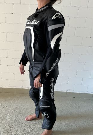 Alpinestars Motorrad-Lederkombi 2-teilig – Gr. 52