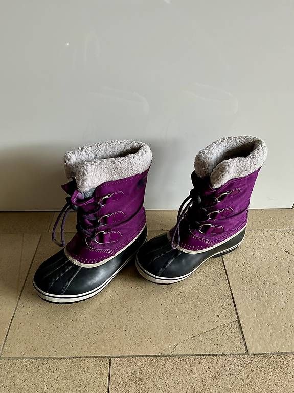 Scarpe per ragazzi: Sorel Winterstiefel Kinder, violett, Gr. 32 – Usato da Samedan venduto da sroo 1