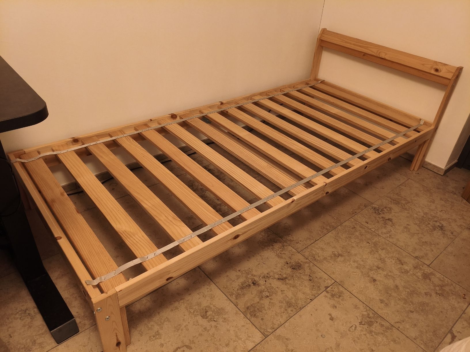 Letti: Bettgestell Neiden 90x200cm – Usato da Zürich venduto da Zmille 1