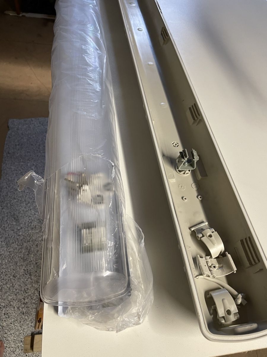 Lampadari & plafoniere: Deckenlampe Lagerraum oder Werkstatt – Nuovo (secondo la descrizione) da Seuzach venduto da Wolf936 1