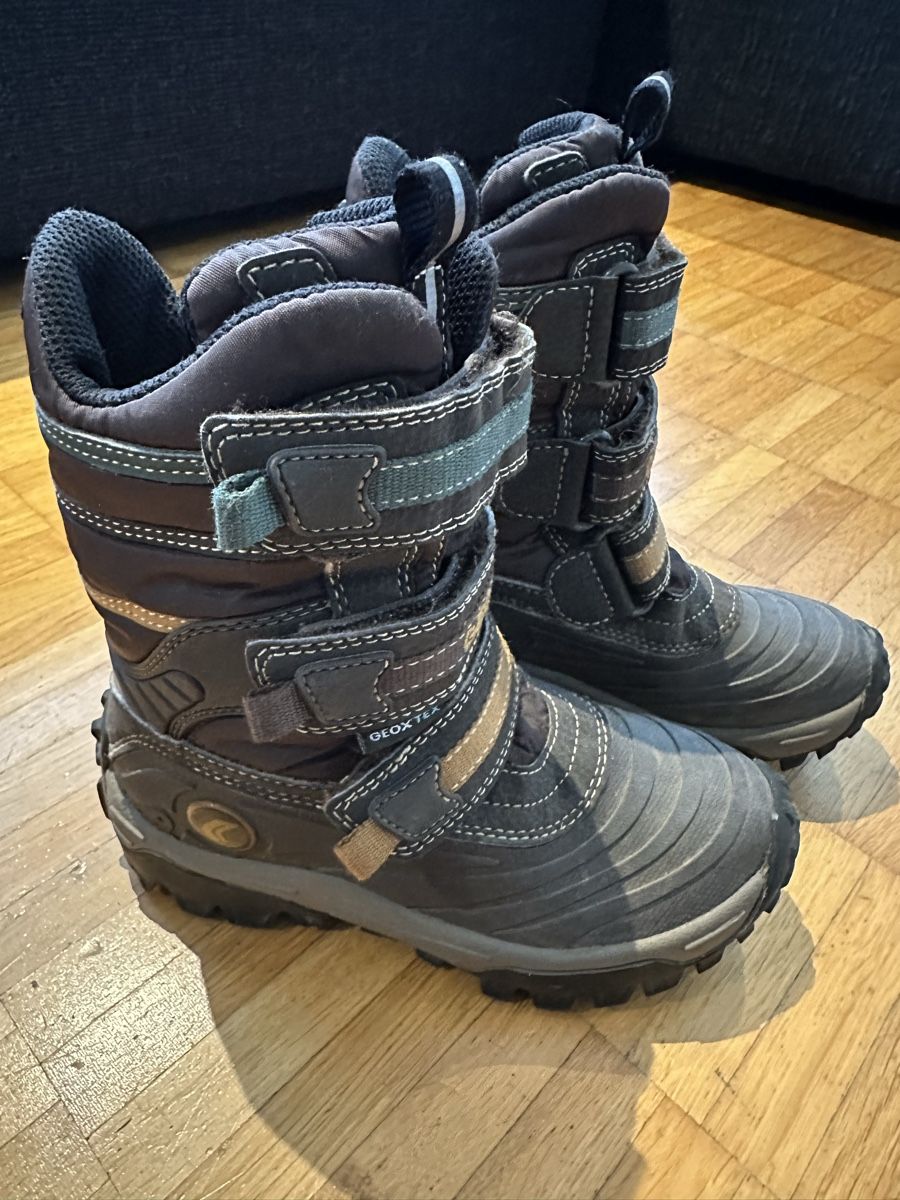 Geox Schuhe für Jungen: Kinder Winterstiefel Geox Gr.29 – Gebraucht aus Wettingen von chatzegras